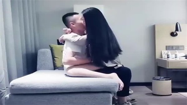 全国探花实录：苗条长发美女私密TP偷拍，激烈啪啪娇喘不断