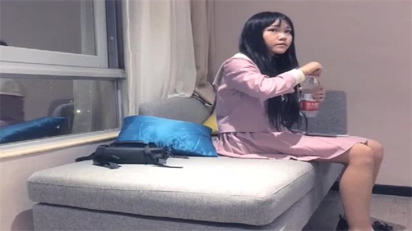 文轩探花：极品学生妹的极致诱惑