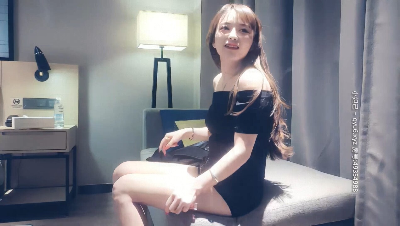 探花精選-【AI高清2K修複】【趙總尋花】高端外圍女神場，甜美溫柔愛笑親和力強，舔穴淫蕩尤物